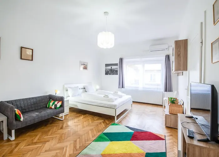 Apartament Polygonia *